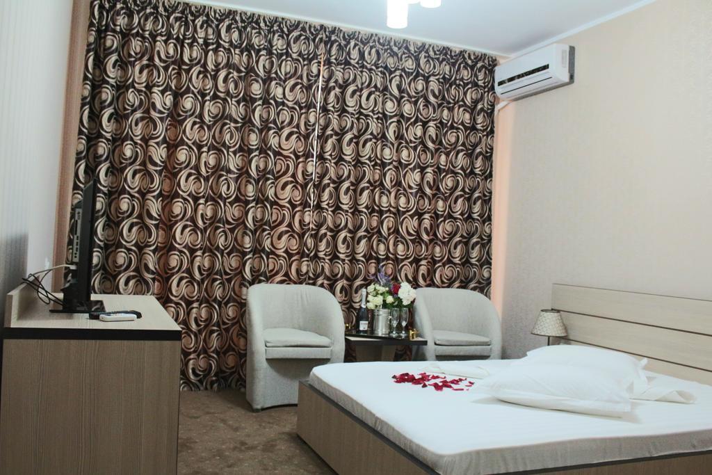 Hotel Cristal Năvodari Værelse billede